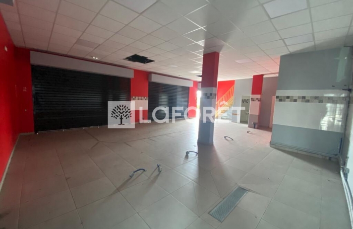 Location Local commercial 94.7m² Les Abymes