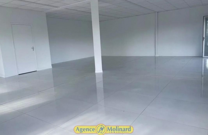 Location Local commercial 91m&sup2; Les Abymes