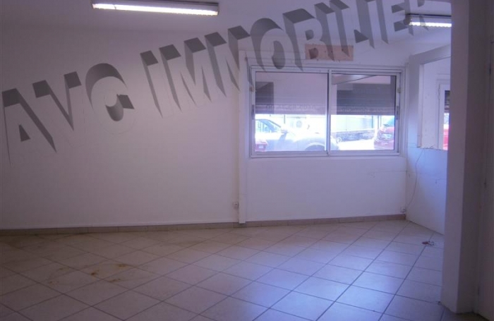 Vente Local commercial 66m² Les Avirons