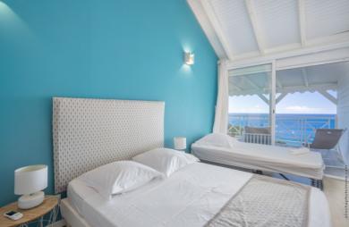 Bouillante Exceptionnel ensemble immobilier de 6 appartements avec Vue Imprenable sur la mer !