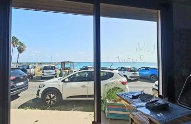 Location Local commercial 80m&sup2; 3 pièces Saint François