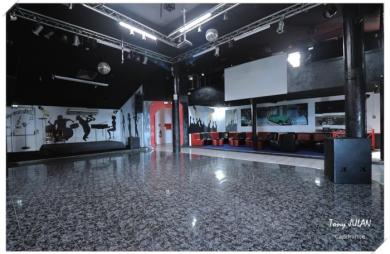 Vente Divers 723m&sup2; 5 pièces Gourbeyre