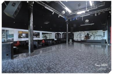 Vente Divers 723m&sup2; 5 pièces Gourbeyre