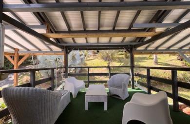 Maison en location 950 € par mois avec terrasse à Petit-Bourg