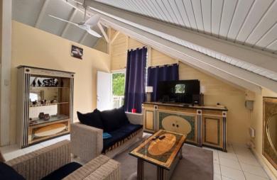 Maison en location 950 € par mois avec terrasse à Petit-Bourg