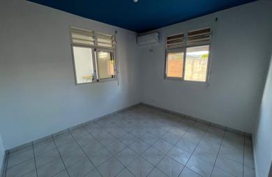 A vendre  Villa T4    Résidence  Marly à Sainte-Anne