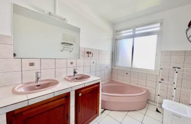Maison 4 pièces - Prise d