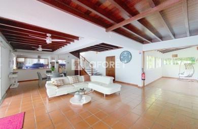 Location Maison 260m² 7 pièces Petit-Bourg