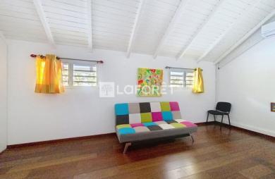 Location Maison 260m² 7 pièces Petit-Bourg
