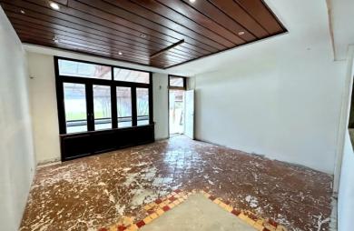 Location Local commercial 48m&sup2; Saint François