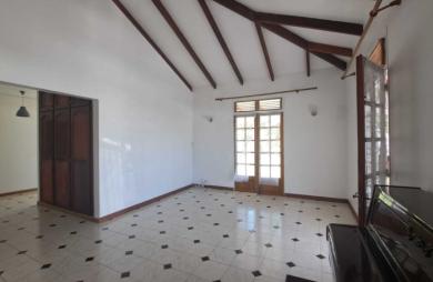 Gourbeyre (Bisdary)-Belle maison individuelle T5