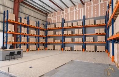 Location Divers 215m&sup2; 1 pièce Baie Mahault