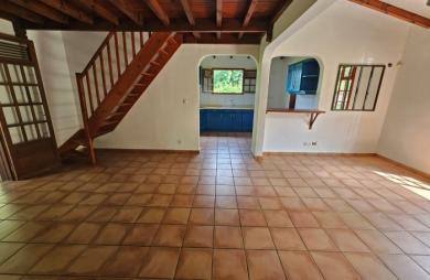 CHARMANTE VILLA DE TYPE F4 AU LAMENTIN