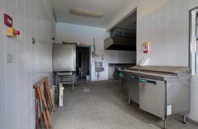 Local professionnel - Tartane