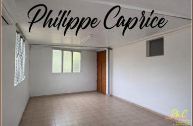Location Local commercial 37m&sup2; 1 pièce Sainte Marie