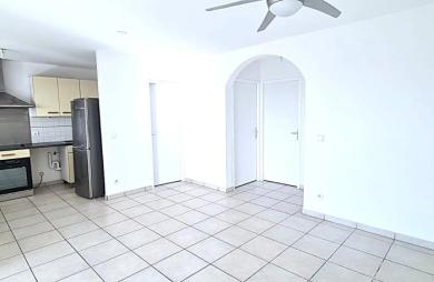 Vente Appartement 51.15m&sup2; 3 pièces Fort de france