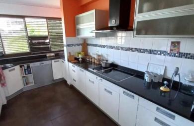 Vente Appartement 124.23m&sup2; 4 pièces Fort de france