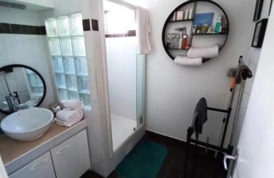 Vente Appartement 124.23m&sup2; 4 pièces Fort de france