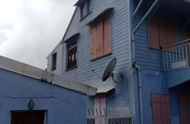 Vente Maison 98m&sup2; 6 pièces Fort de france