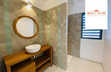 Location Maison 110.00m&sup2; 4 pièces Le François