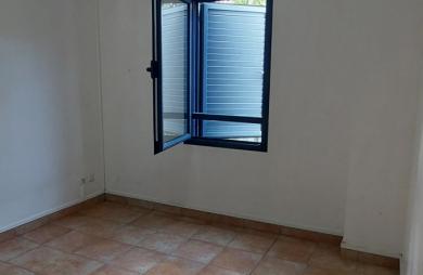 APPARTEMENT T3 RDC SAINTE CLOTILDE