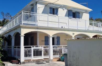Vente Maison 186m&sup2; 6 pièces Saint-Benoît