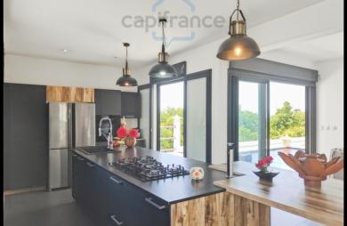 Vente Maison 148m&sup2; 6 pièces Sainte Rose