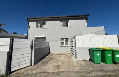 Vente Immeuble 125m&sup2; 7 pièces Saint-Pierre