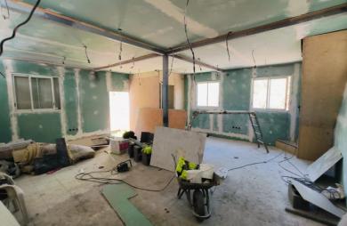 Local professionnel 100m2
