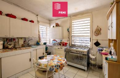 Vente Local commercial 143.22m² 6 pièces Saint Denis