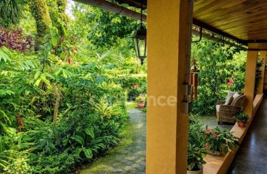 Vente Maison 300m&sup2; 11 pièces Sainte Rose