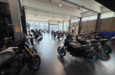 Vente Local commercial 2342m&sup2; Saint-Pierre