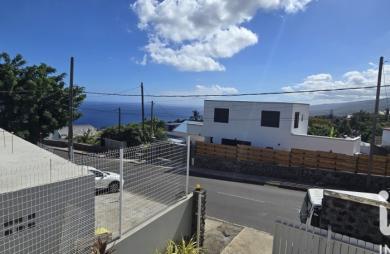 Vente Maison 162m&sup2; 5 pièces Piton Saint Leu