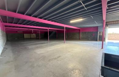 Entrepôt ZI CHAUDRON de 600 m2 + 575 m2 mezzanine