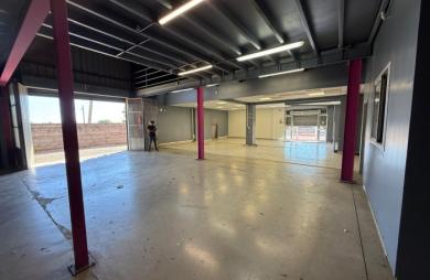 Entrepôt ZI CHAUDRON de 600 m2 + 575 m2 mezzanine