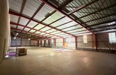 Entrepôt ZI CHAUDRON de 600 m2 + 575 m2 mezzanine
