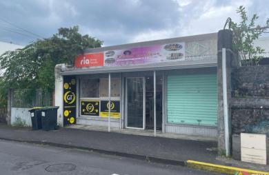 Location Local commercial 3 pièces Saint-Benoît