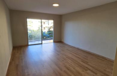 Location Bureaux 75m&sup2; 4 pièces Saint-Pierre