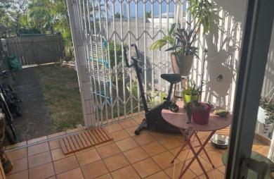 A vendre maisonnette T3 duplex avec jardinet Saint Denis Montgaillard
