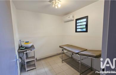 Vente Local commercial 68m&sup2; Saint-Pierre