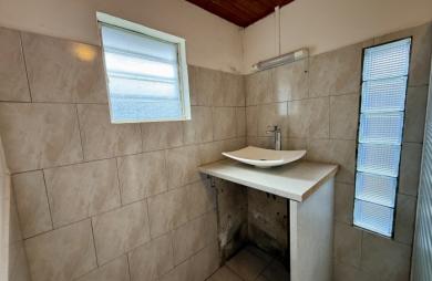 TAMPON 97430 - MAISON T3 - CADRE AGRÉABLE - À PROXIMITÉ DE TOUT - SECTEUR RÉSIDENTIEL