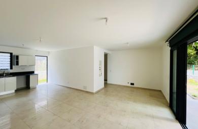 Vente Maison 90m&sup2; 3 pièces Saint Gilles Les Hauts