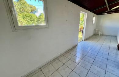 SAINT JOSEPH 97480 - MAISON F3 À RAFRAÎCHIR - TERRAIN PLAT ET PISCINABLE