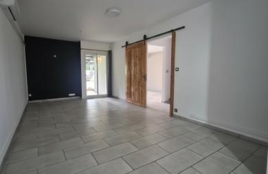Vente Maison 107m&sup2; 5 pièces Etang-Sale