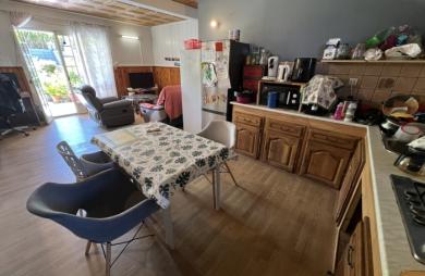 PETITE ÎLE 97429 - ENSEMBLE IMMOBILIER EN BON ETAT GÉNÉRAL - BON RENDEMENT LOCATIF - MAGNIFIQUE VUE MER