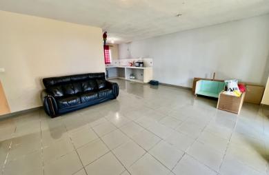 SAINT PIERRE 97410 - VILLA F4 DE PLAIN PIED - LUMINEUSE - HABITABLE DE SUITE  - SECTEUR CALME