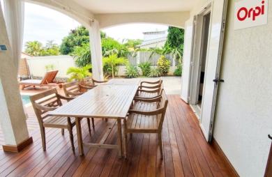Vente Maison 180m&sup2; 7 pièces La Saline les Hauts