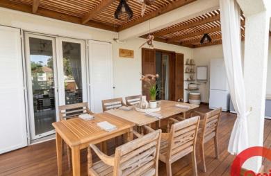Vente Maison 180m&sup2; 7 pièces La Saline les Hauts