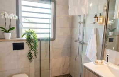 Vente Maison 180m&sup2; 7 pièces La Saline les Hauts