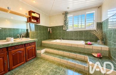 Vente Maison 115m&sup2; 5 pièces Saint-Pierre